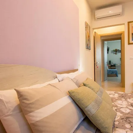 Le Rose Di Gori Cristina 3*