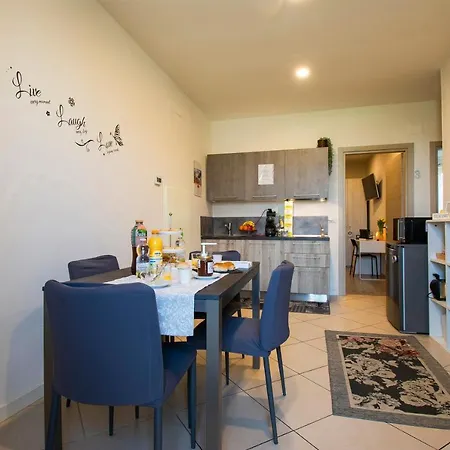 Bed & Breakfast Le Rose Di Gori Cristina *